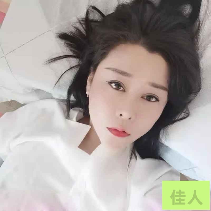 230006a40c4l8pnp28c3z5.jpg