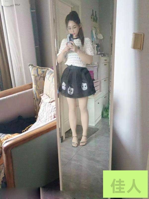 082002cizd7f1trzie15ll.jpg
