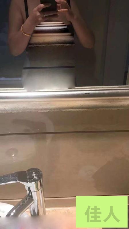 033004v9904jble656ljl5.jpeg