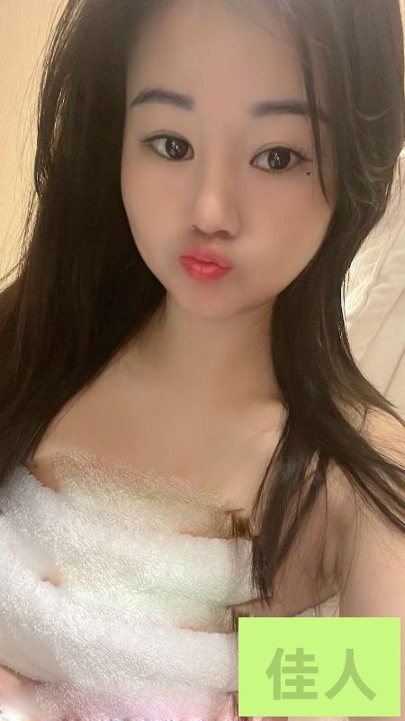 183523e09cj14yzzzbog61.jpg