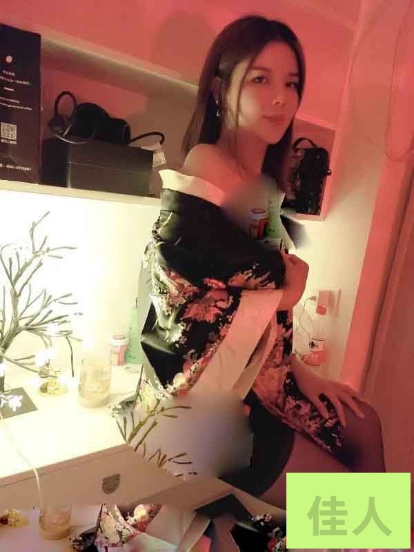 214518nt2gupgggijjjjy6.jpg