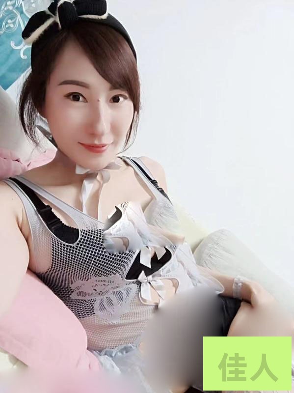 060537qeazpe6leihasude.jpg