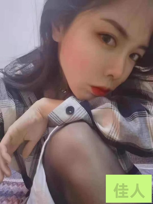 223003caghpjf0y27xgkj5.jpg