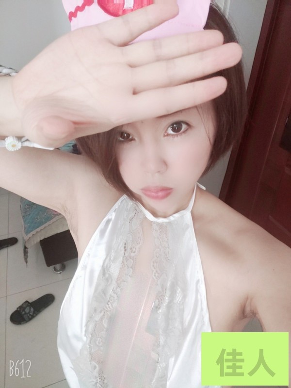 214001dvu4c8unatmn4qim.jpg