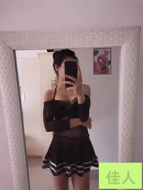 125606nykeyeyhr2b7beq9.jpg