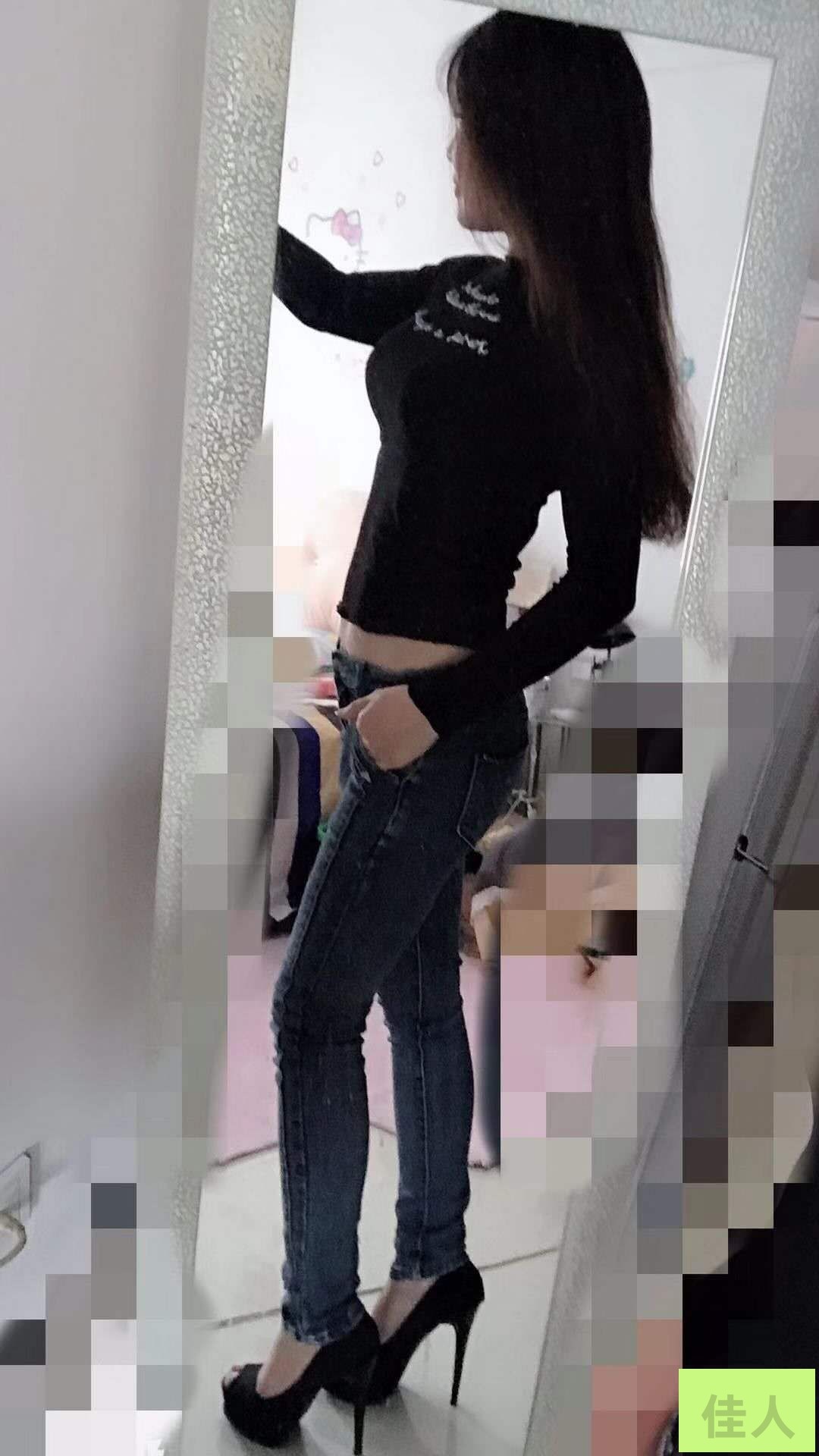 210002w5j7eawe479gawy1.jpg