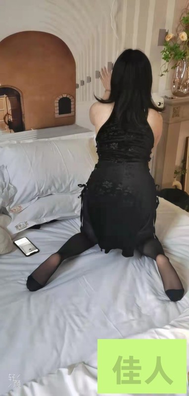 070004uj441x497bj15974.jpg