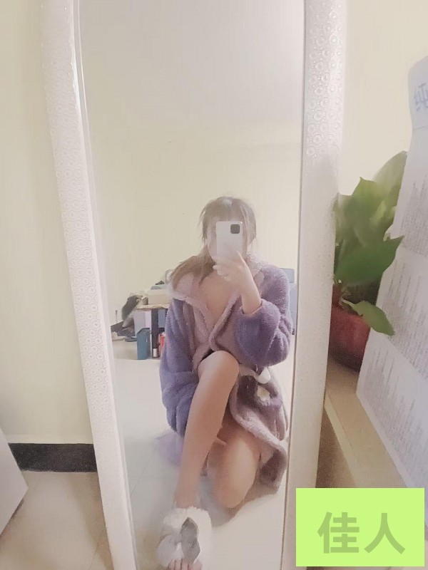 033005ky9bpmt3e73xe119.jpg