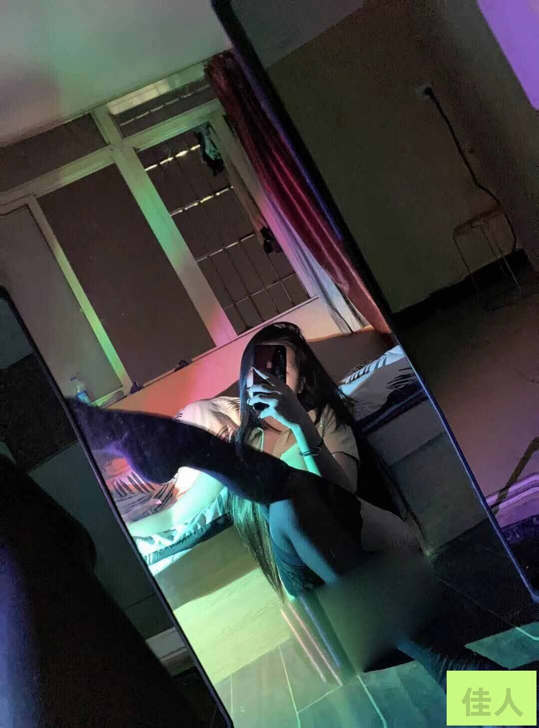 204507jf3jw4d1w1vshorh.jpg