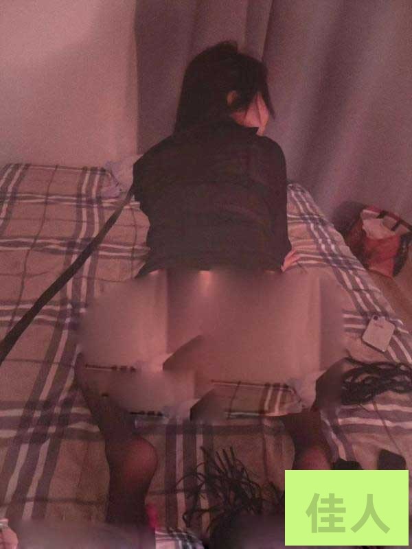 232002yg2pmhh59mhid2hd.jpg