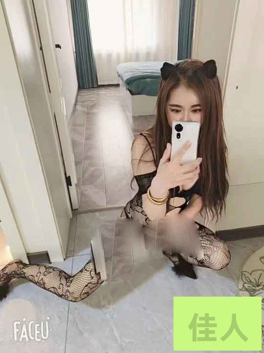 222503s2f403mg9fay64pq.jpg