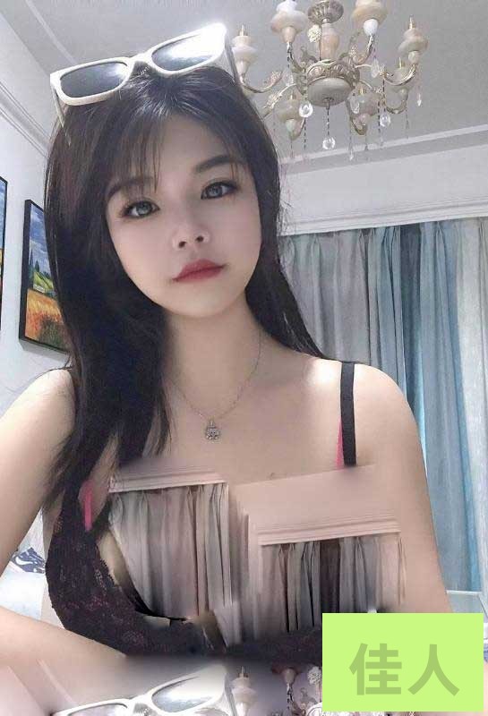 103001qsjpk5z4c4c6pack.jpg
