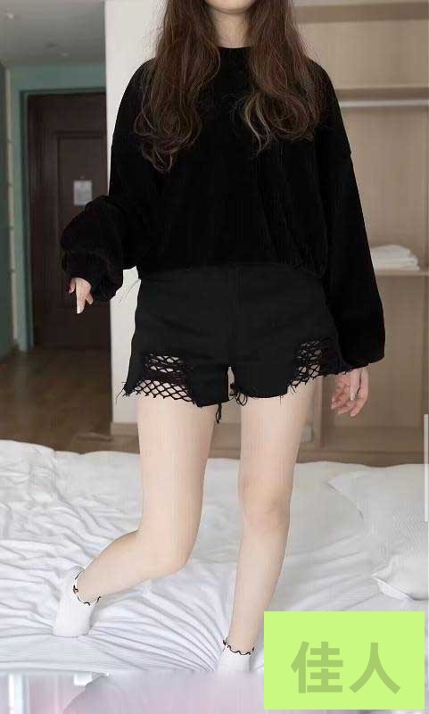 134508am00bt7b1ni76t1b.jpg