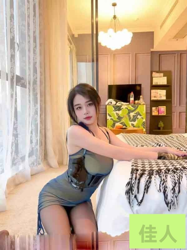 030504xlziwuwftln7w34i.jpg