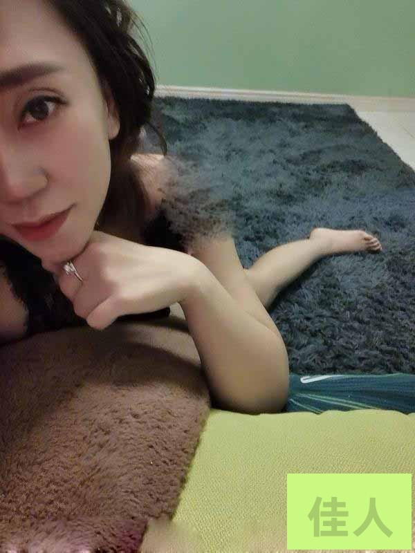 144505uni5t61fiq4jny66.jpg