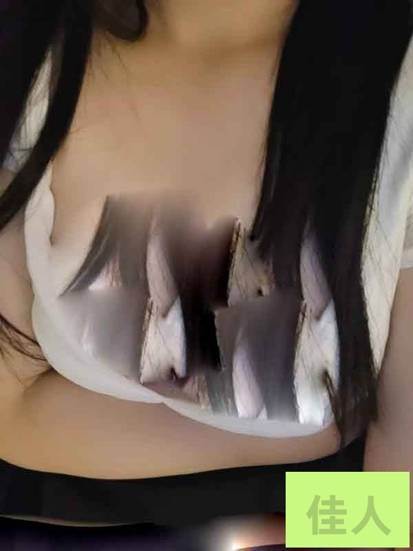 055901c24oknow59y44tzc.jpg