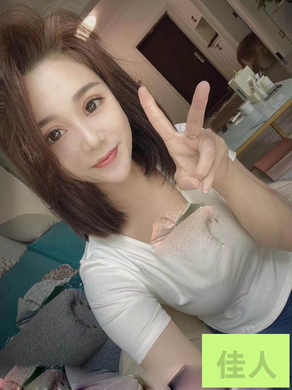 085903nh2h7y0yht1ccees.jpg