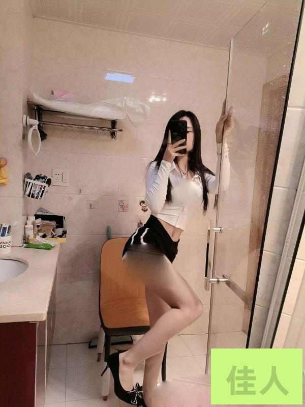 025902sc8f98xzwf3ngcyk.jpg