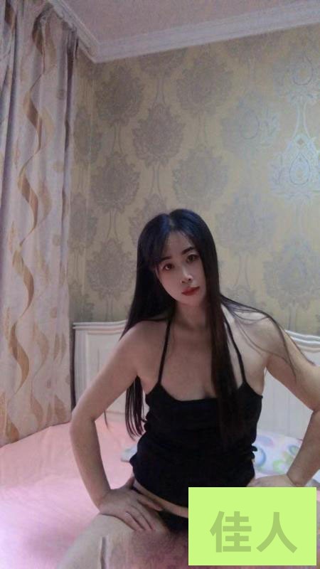 155901p8y67kyi1m8ll376.jpg