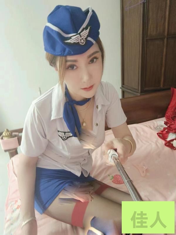 205901ju4a7avhjv8bhcre.jpg