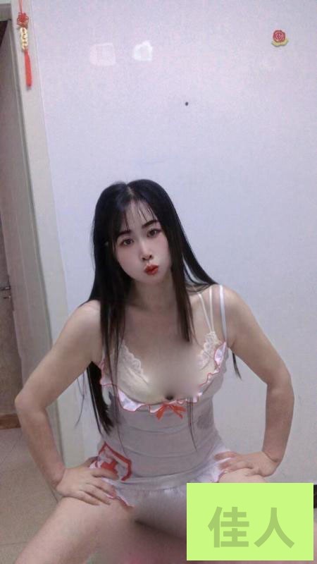 095901xvcutt833hvqqc88.jpeg