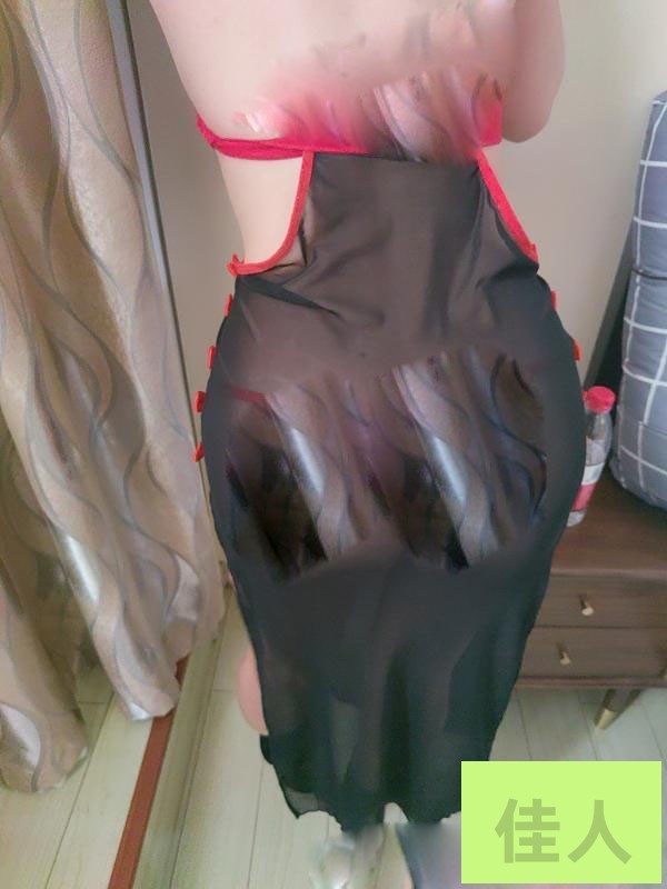 235902m0766r0q9tbtwzqt.jpg
