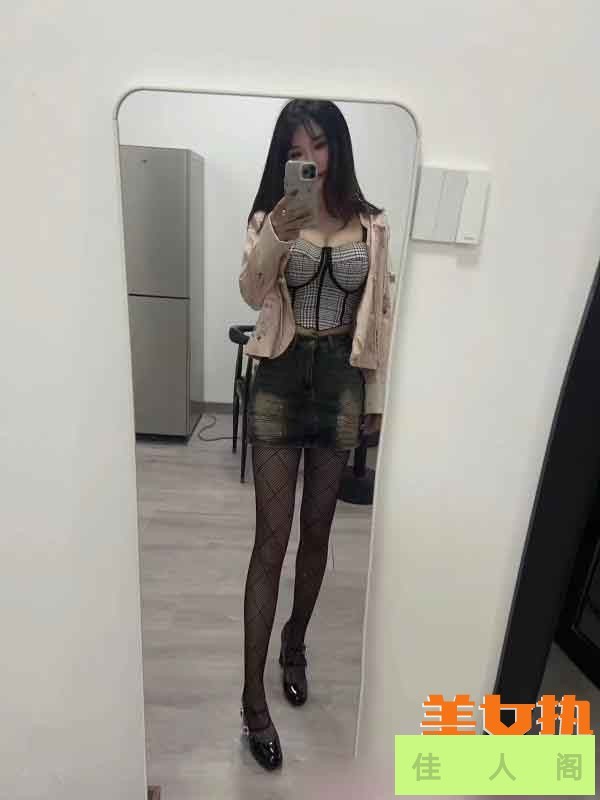 062502mjeh6fes77sfe1g6.jpg