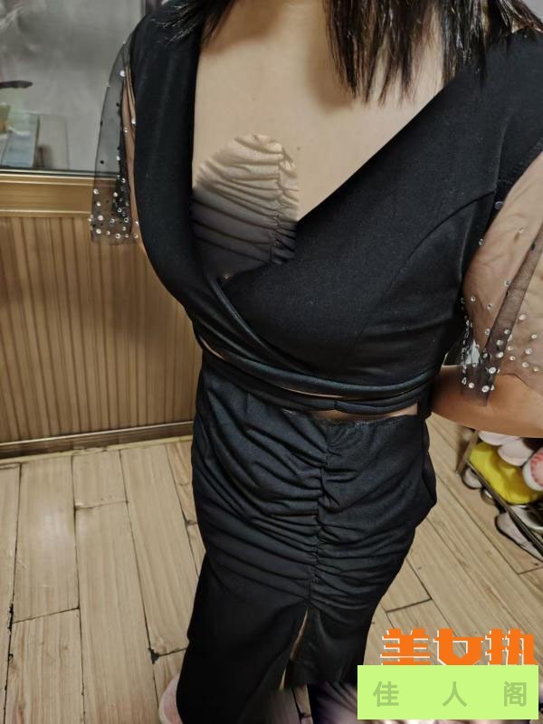 150002f4ii049izw0g8qx9.jpg