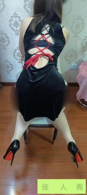 201002x2ebb72ecthse3ct.jpg