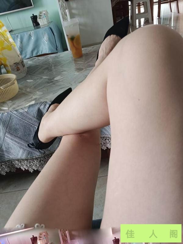 172503c8f3f0m090ifxt00.jpeg