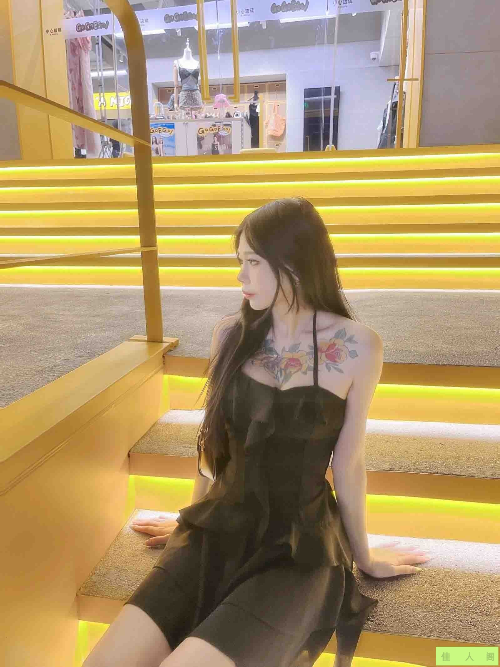 124502w07e77ege3r00y3e.jpg