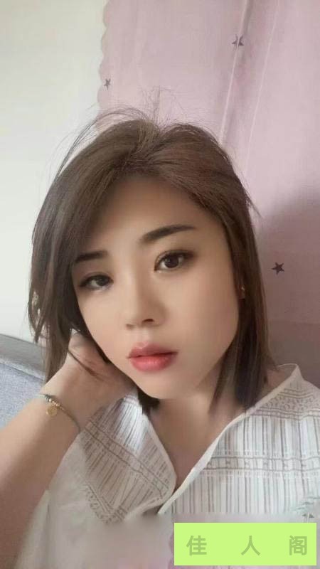 083002qetan9n7ff95mfwd.jpg
