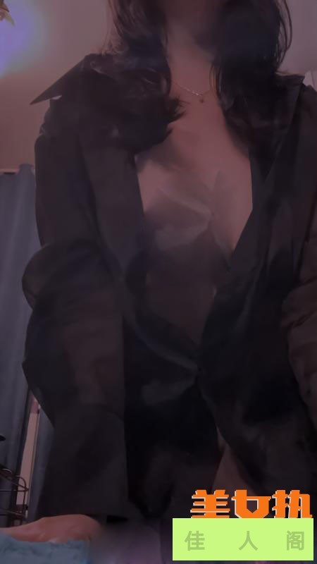 134508n0tg011h0t59amd0.jpg