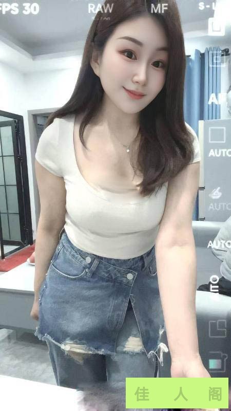 223503byr35cx0cxryk4y2.jpg
