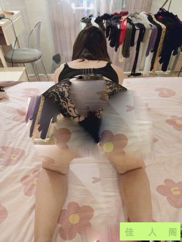 225501a2wj2eelww1llnuj.jpg