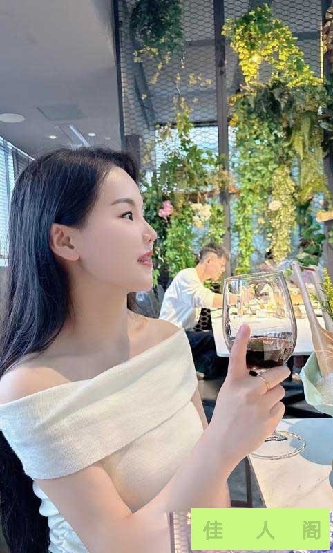 083001udp699kbk927pdr7.jpg