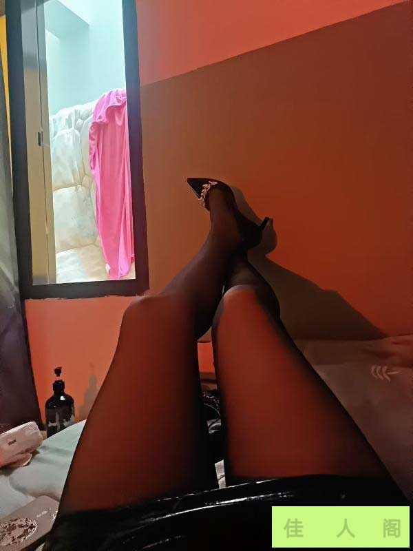 063002ri66lazi9gzoozi6.jpg