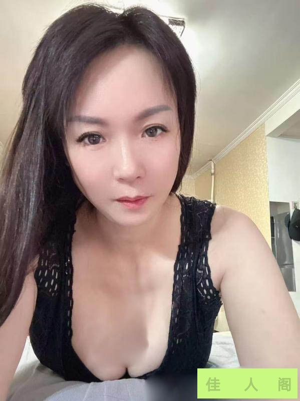 133002ejelxxdvuky0aasx.jpg