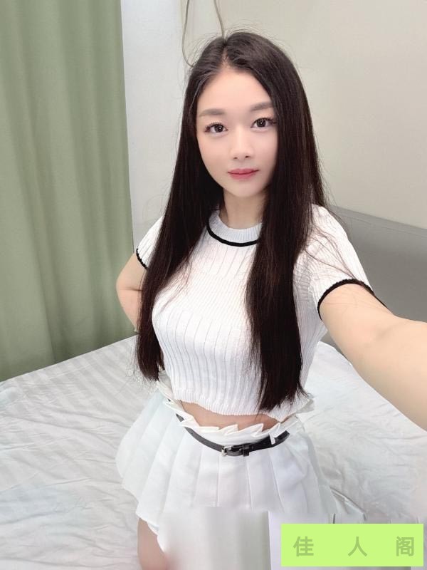 023004dspoz4a44p8og77g.jpg